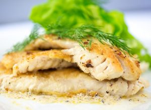 filé de pescada 300x219 - Comida Saudável: 17 Dicas práticas para preparar suas refeições da semana