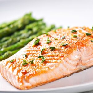 salmão 300x300 - Comida Saudável: 17 Dicas práticas para preparar suas refeições da semana