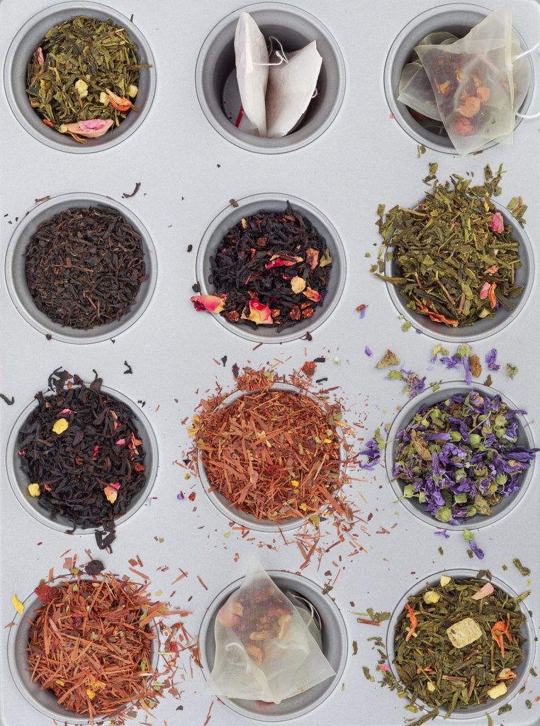 o consumo de chá pode ajudar na saude do corpo 762x1024 - Os benefícios do chá: 16 Sabores para sua saúde