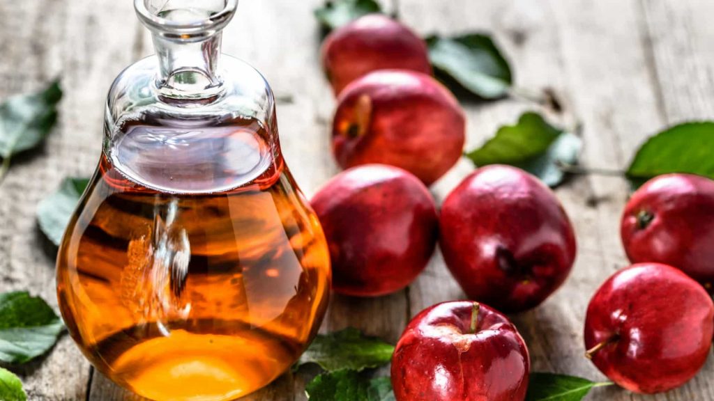 vinagre de maçã 1024x576 - Como fazer Vinagre de Maçã